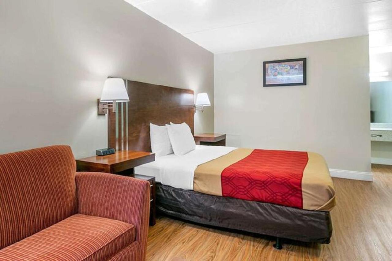 King'S Inn Motel ريدينغ المظهر الخارجي الصورة